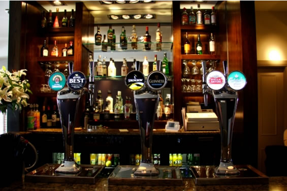 bar
